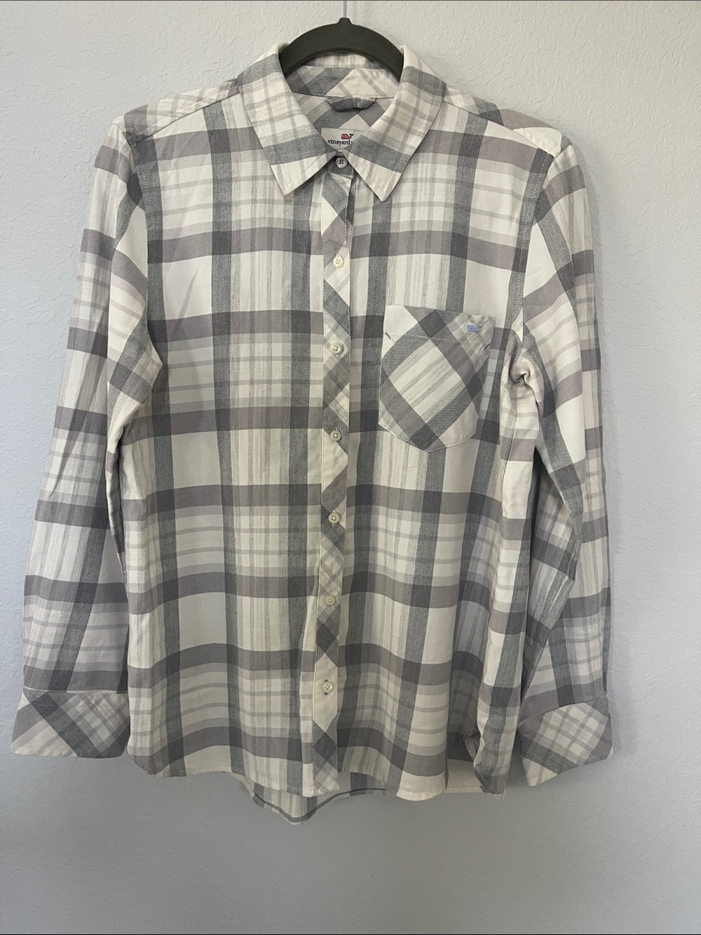 Vineyard Vines Relaxed Gray White Plaid Button Down Shirt Women's Size 6